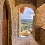 Ξενοδοχείο Sacro E Profano Albania