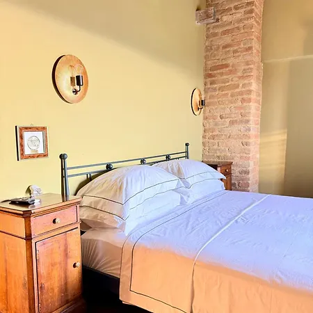 Hotel Sacro E Profano Albania